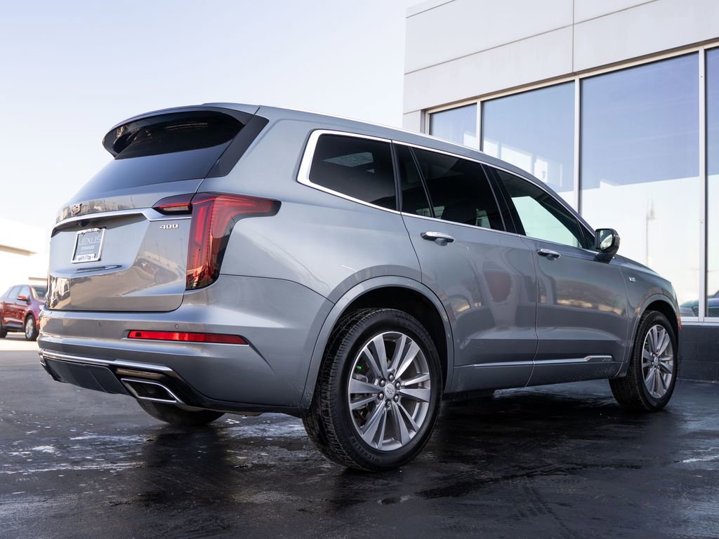 Used 2022 Cadillac XT6 Premium Luxury image 9