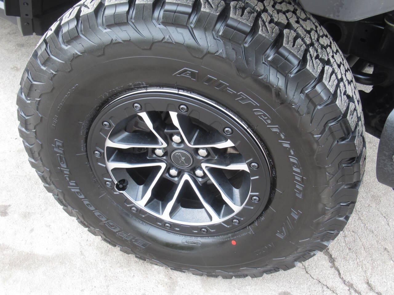 Used 2023 Jeep Wrangler Unlimited Rubicon 392 AWD/4WD image 8