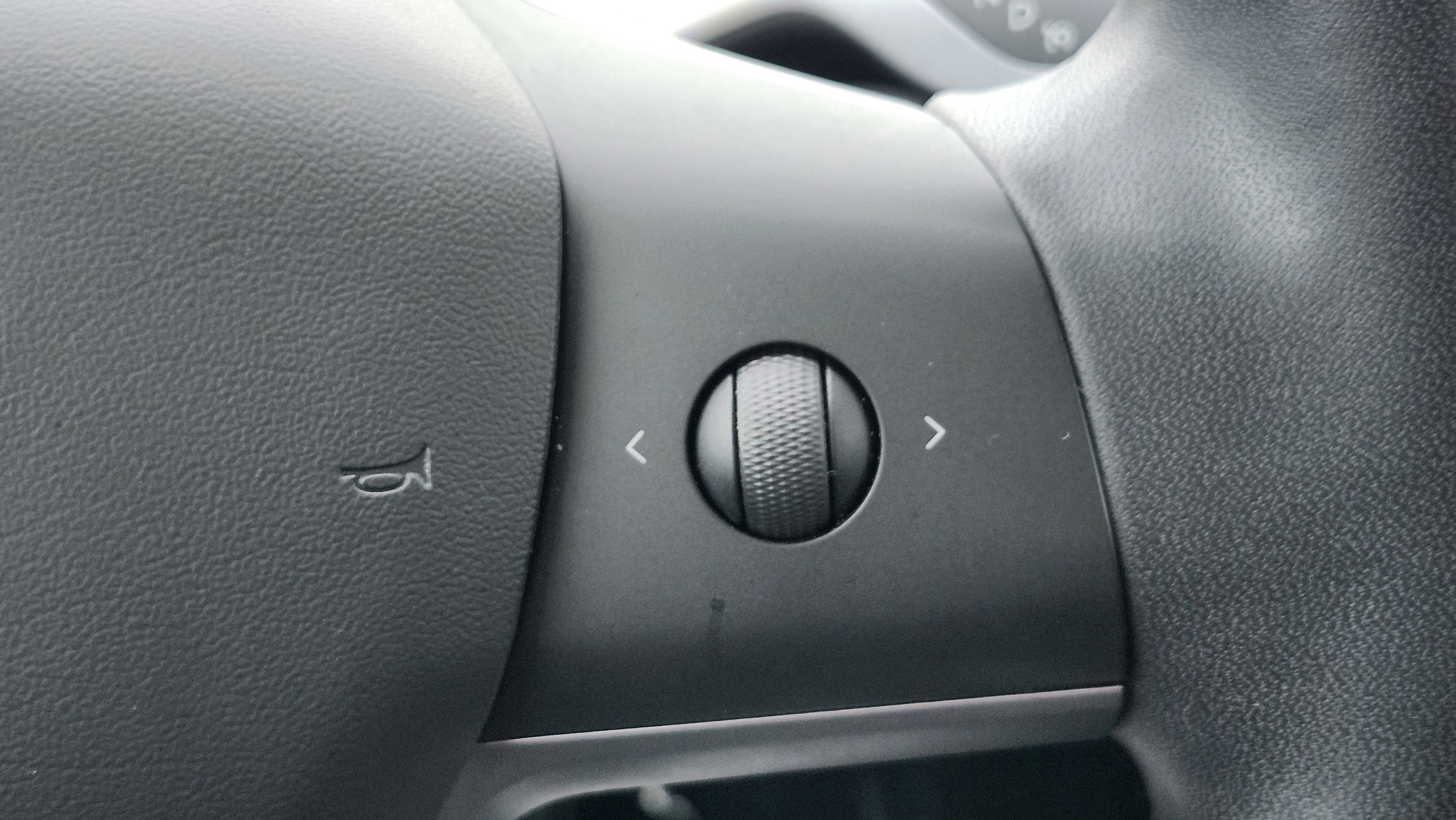 Used 2019 Tesla Model 3 Standard Range Plus image 29