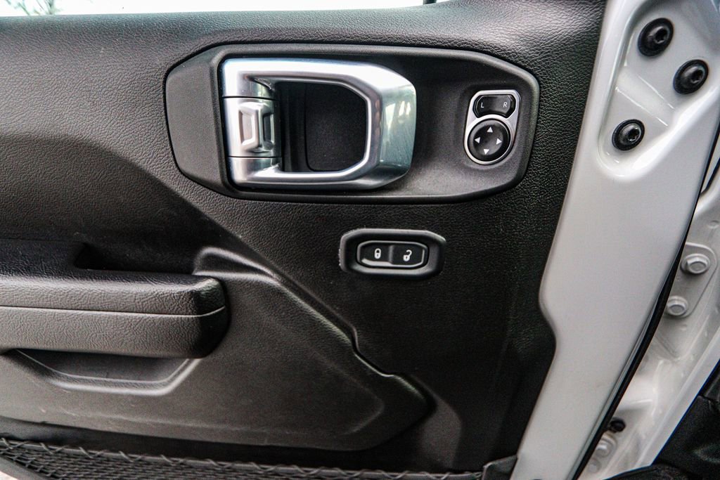 Used 2024 Jeep Wrangler Unlimited Rubicon image 44