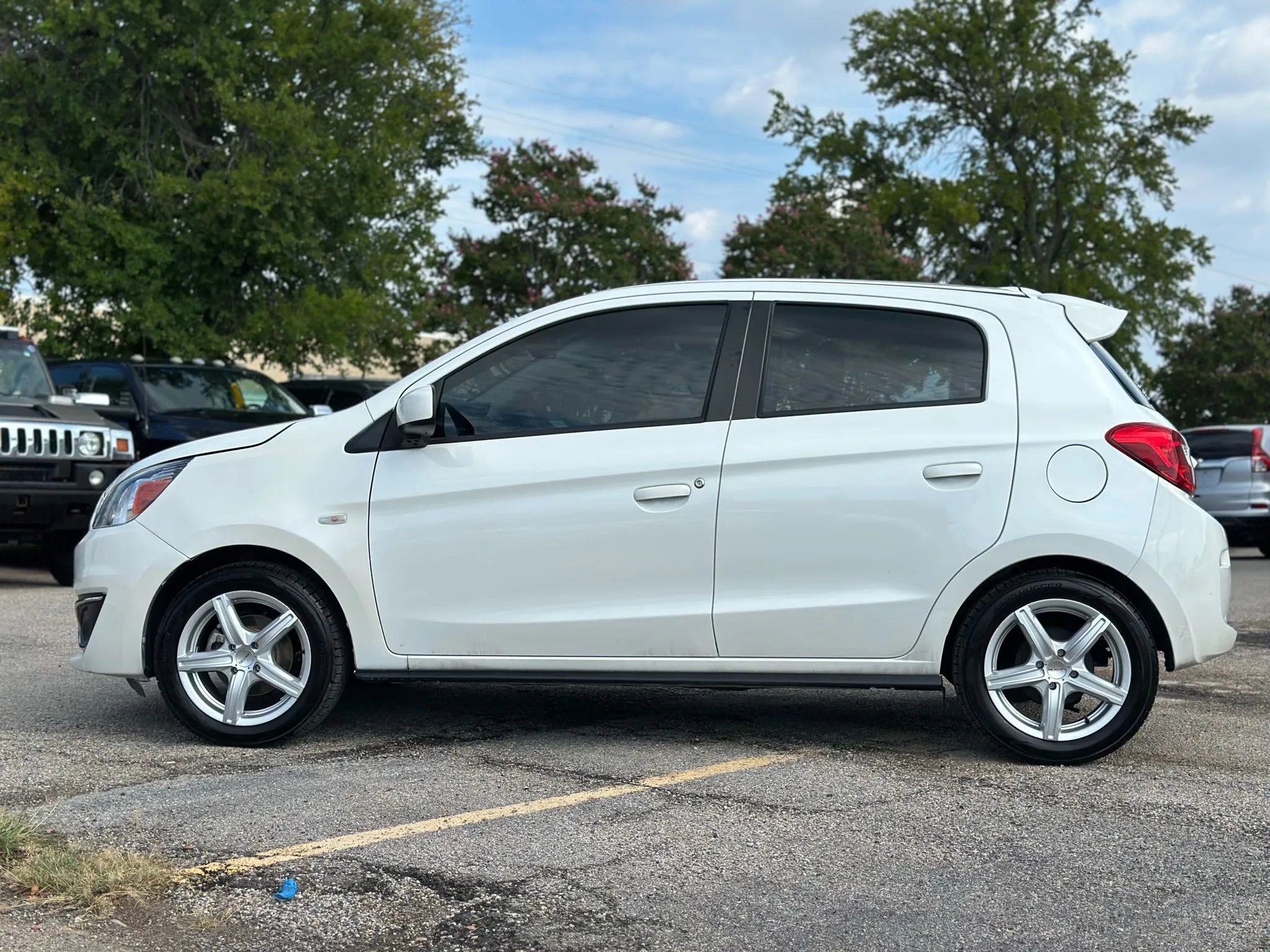 Used 2020 Mitsubishi Mirage ES image 3