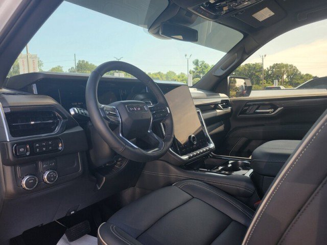 Used 2026 GMC Yukon Elevation RWD image 10