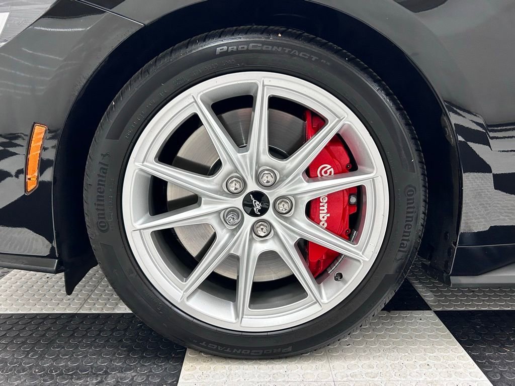 Used 2024 Ford Mustang GT Premium image 8
