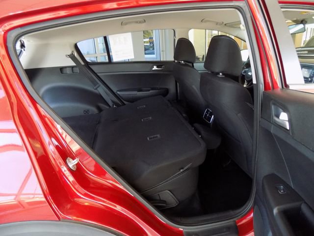 Used 2017 Kia Sportage LX w/ LX Popular Package image 31
