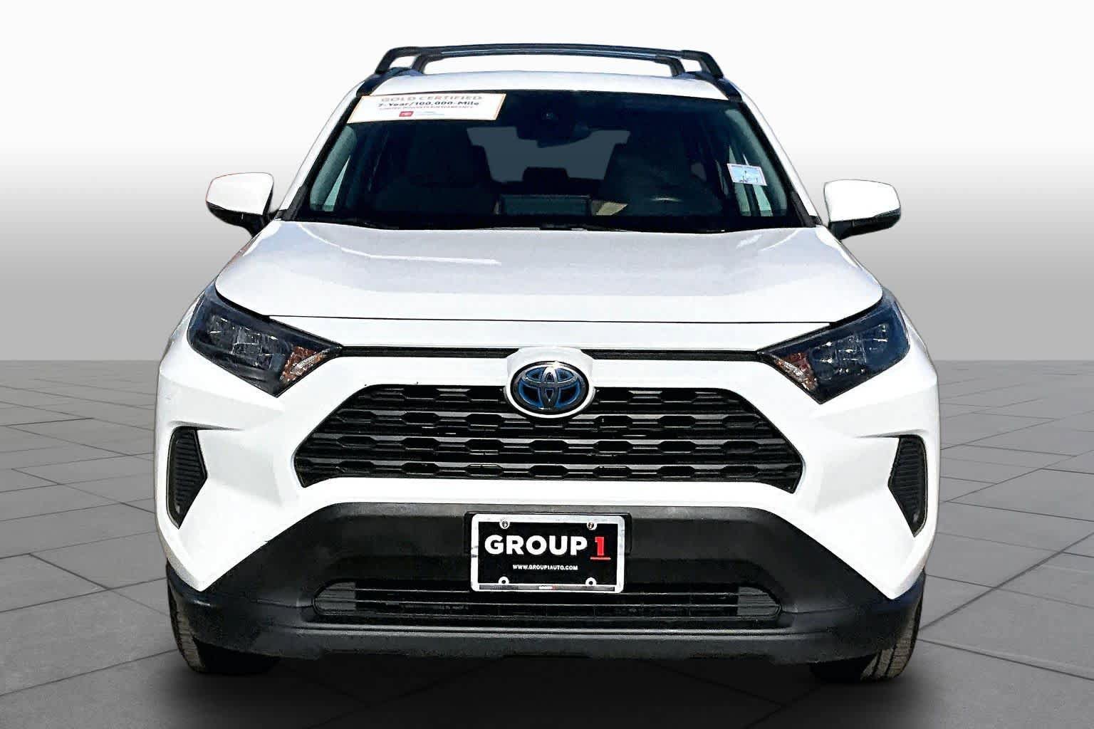 Certified 2021 Toyota RAV4 LE w/ Carpet Mat Package (TMS) AWD/4WD image 4