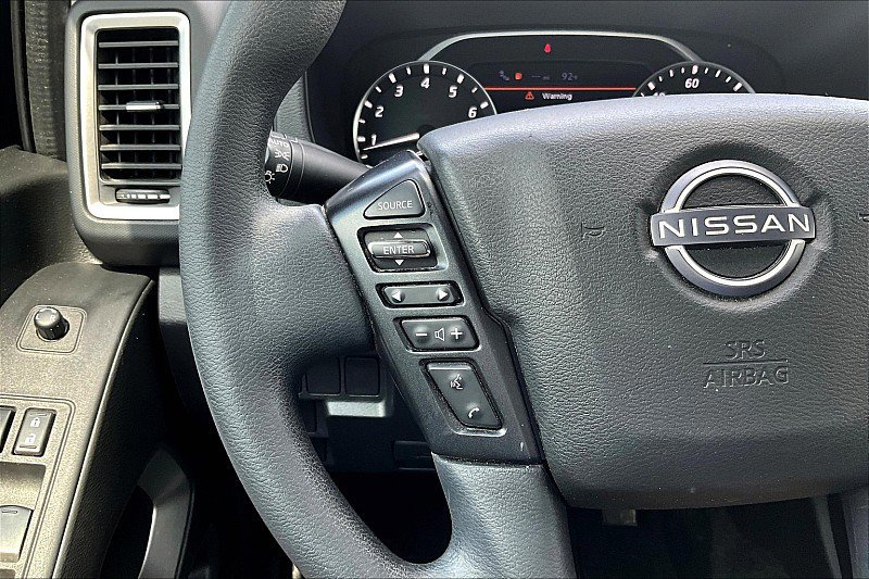 Used 2022 Nissan Frontier SV w/ Technology Package image 16