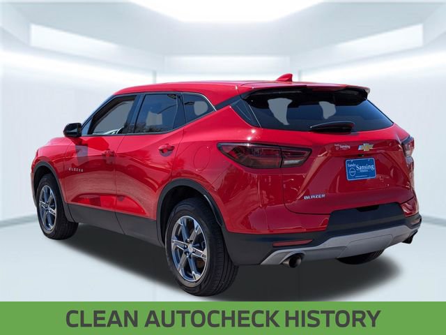 Used 2023 Chevrolet Blazer LT image 2