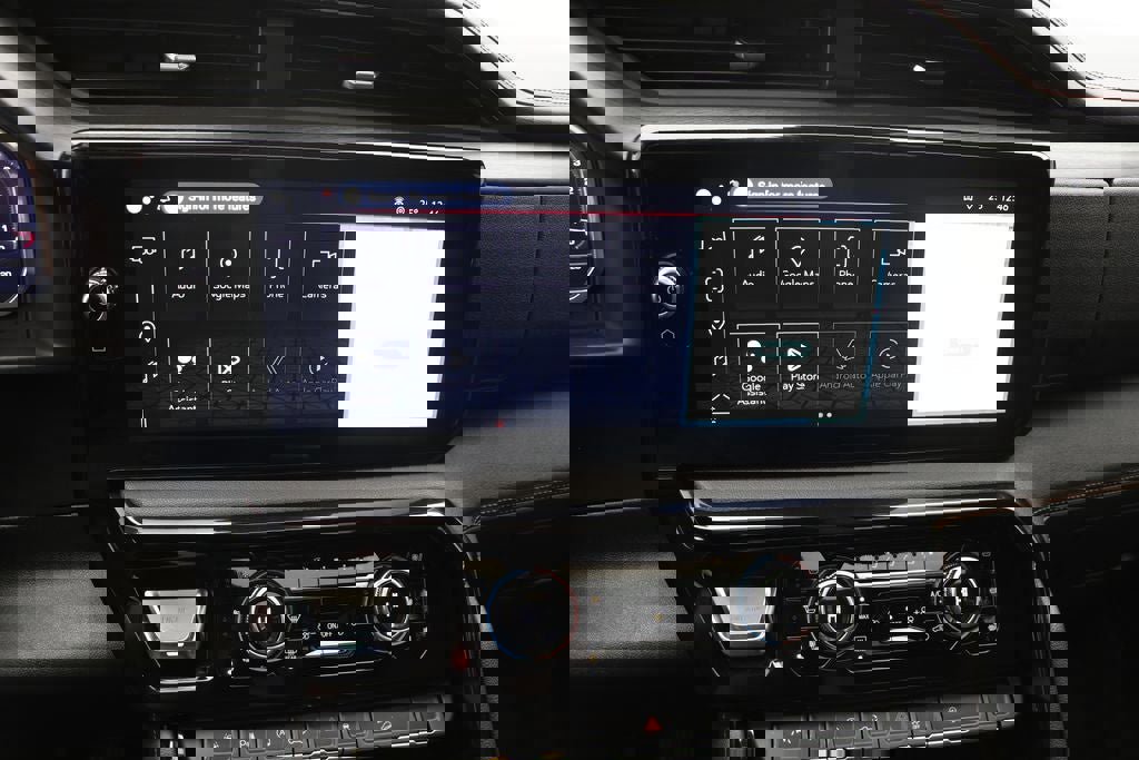 Used 2025 GMC Sierra 1500 AT4 w/ AT4 Premium Package image 31