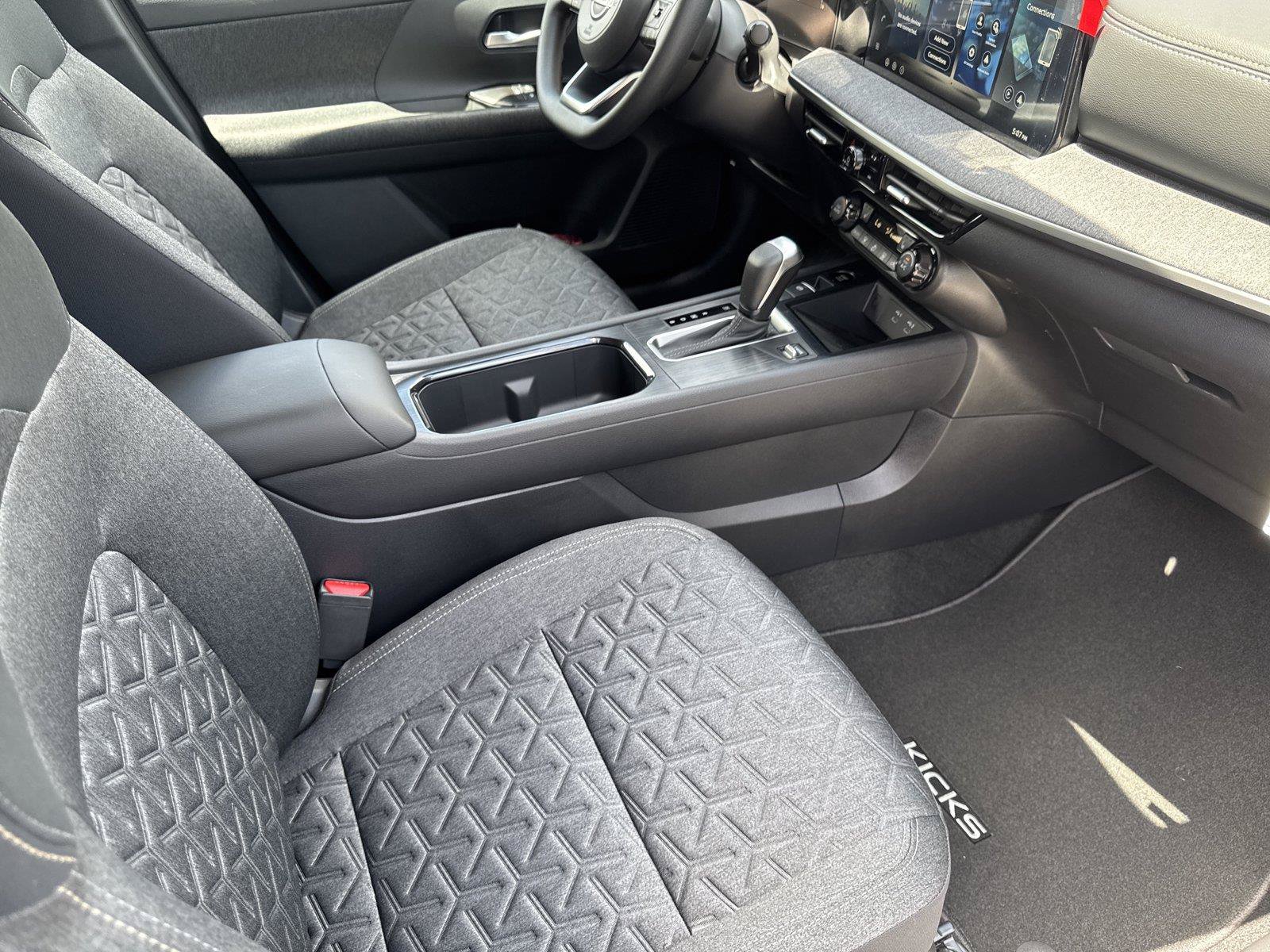 New 2026 Nissan Kicks SV w/ Cold Weather Package FWD image 26