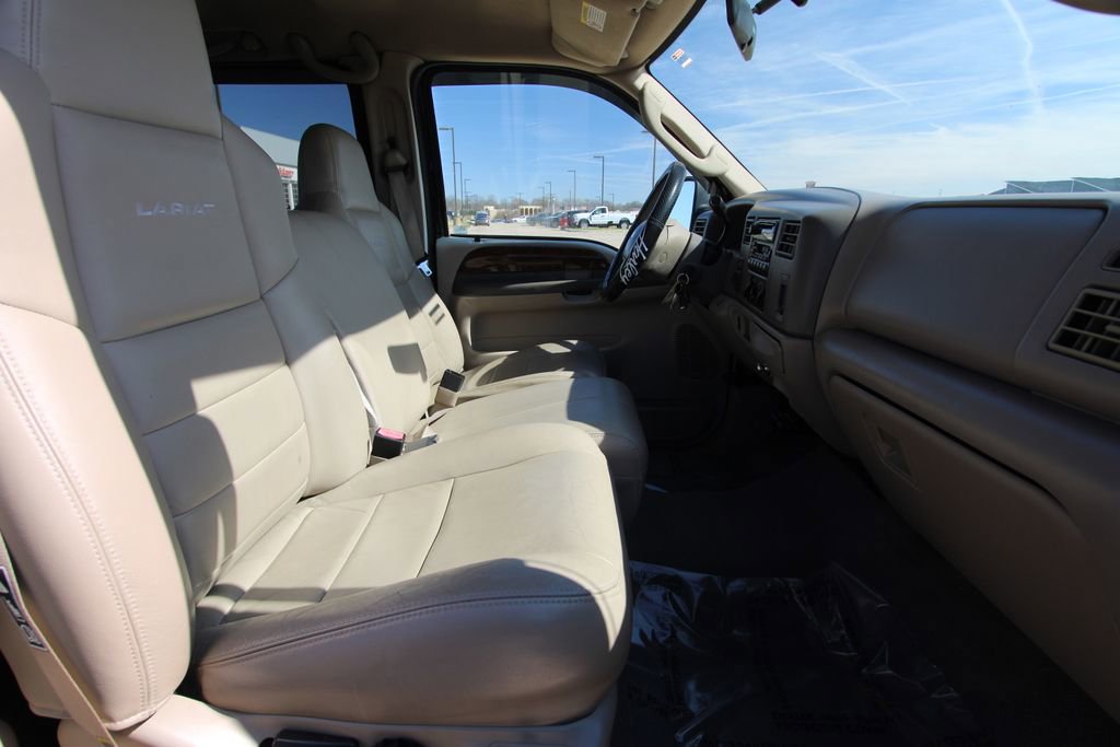 Used 2004 Ford F250 Lariat image 8