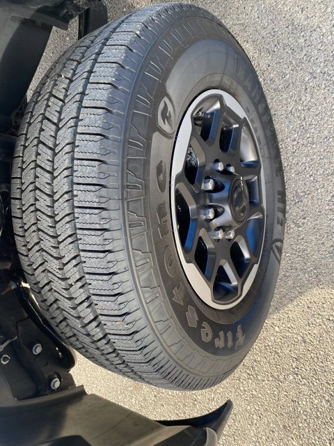 Used 2025 RAM 2500 Laramie image 8