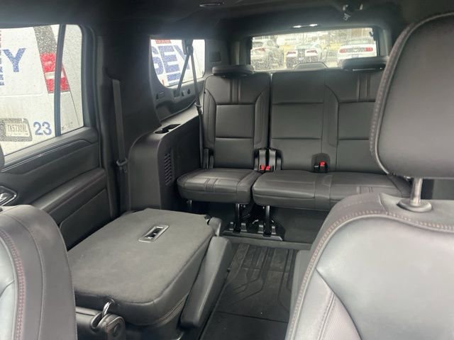 Used 2022 Chevrolet Suburban RST w/ Luxury Package image 6