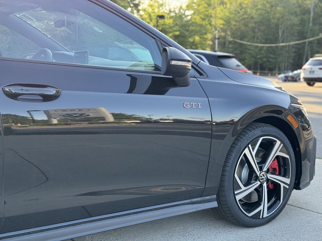 New 2025 Volkswagen GTI SE image 8