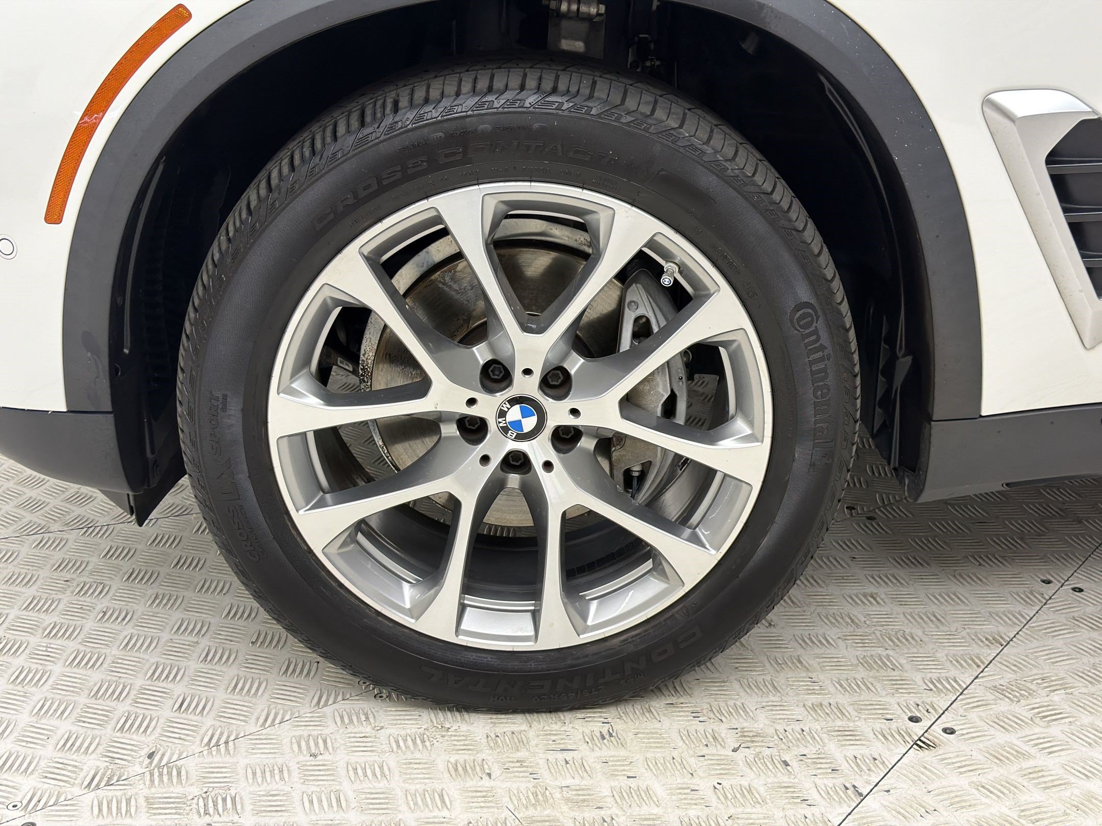 Used 2024 BMW X5 sDrive40i w/ Premium Package RWD image 13