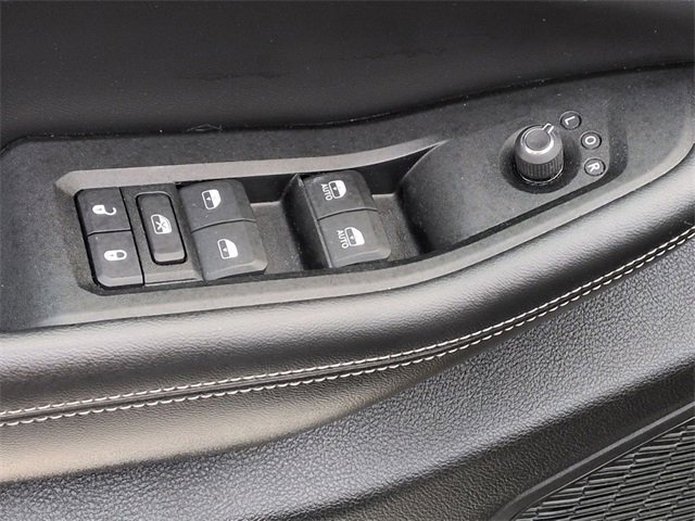 Certified 2024 Jeep Grand Cherokee L Laredo image 15