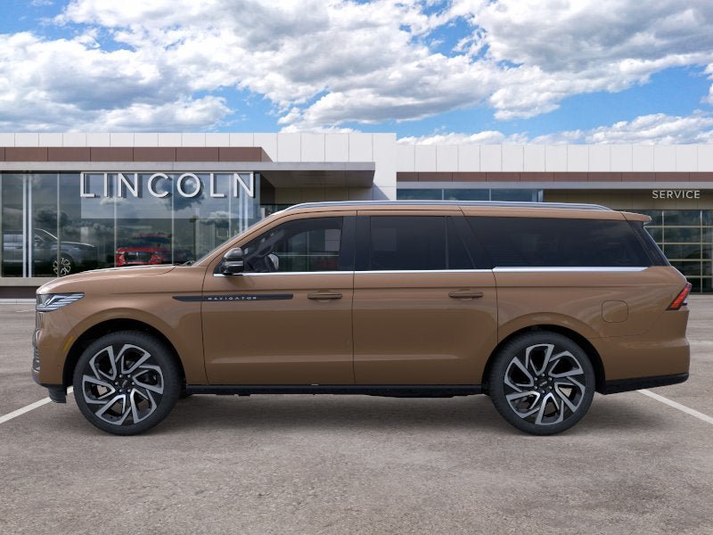 New 2026 Lincoln Navigator L Black Label AWD/4WD image 4