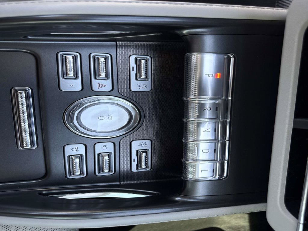 New 2026 Lincoln Nautilus Premier w/ Equipment Group 102A AWD/4WD image 29