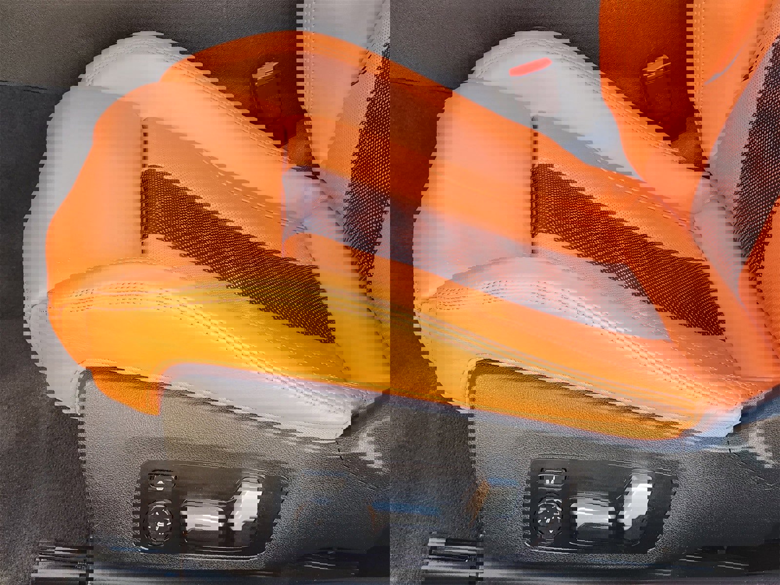 Used 2021 BMW M4 Coupe w/ M Carbon Exterior Package image 35