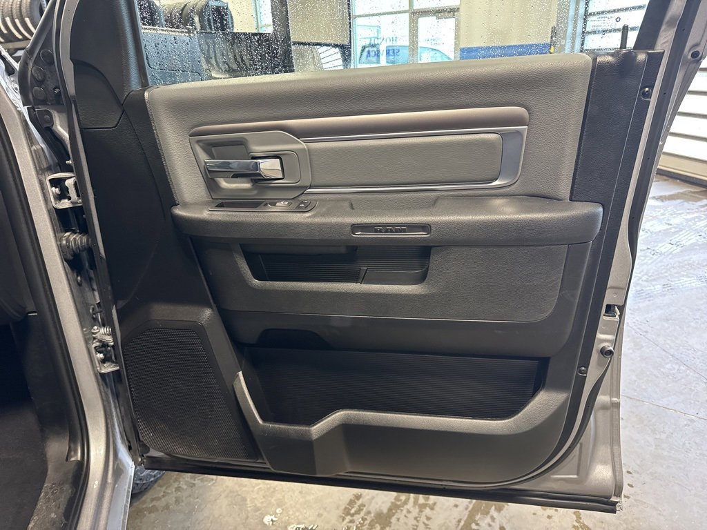 Used 2023 RAM 1500 Classic SLT w/ Trailer & Traction Group image 33