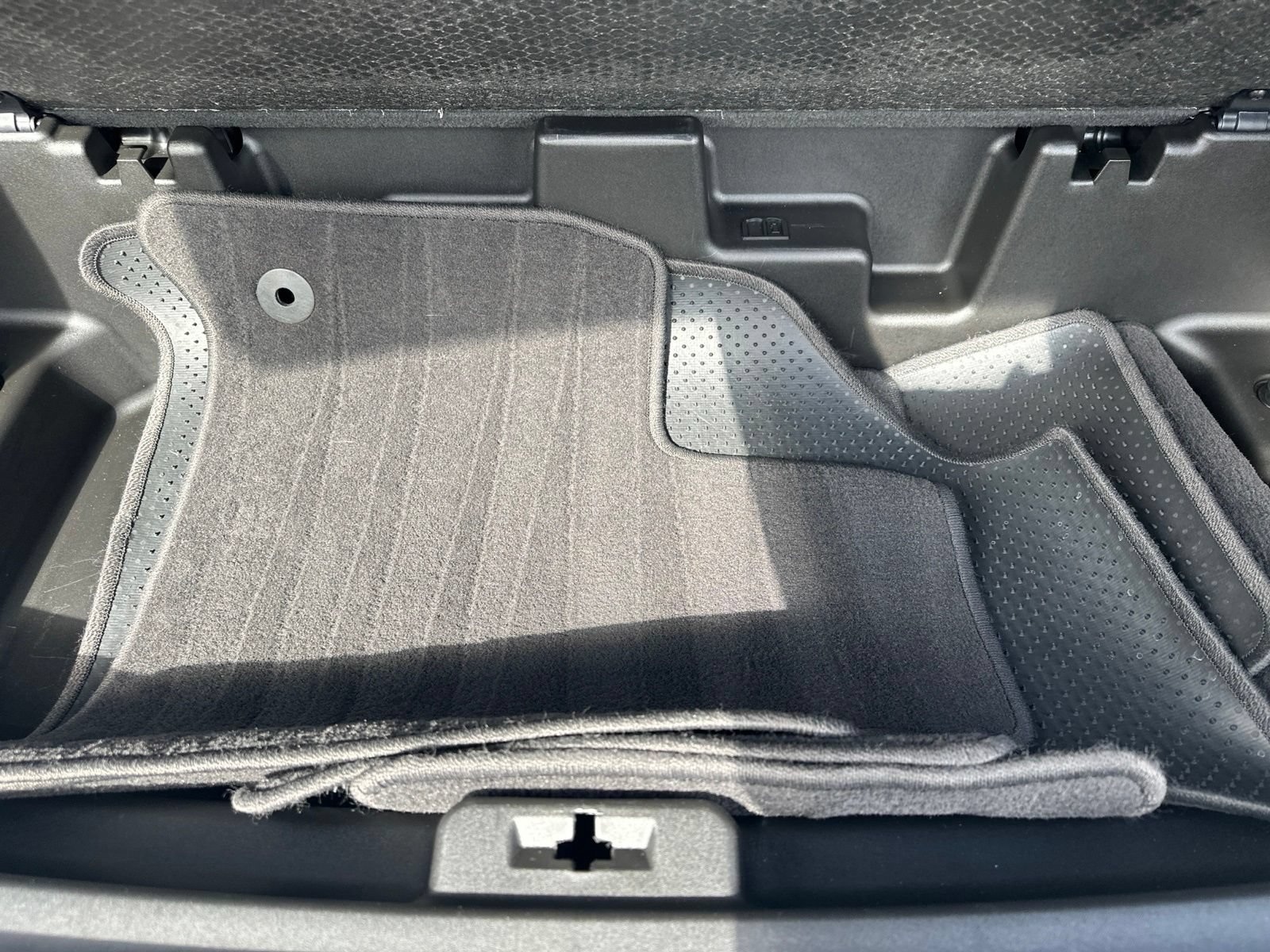 Used 2018 Chevrolet Traverse Premier AWD/4WD image 31