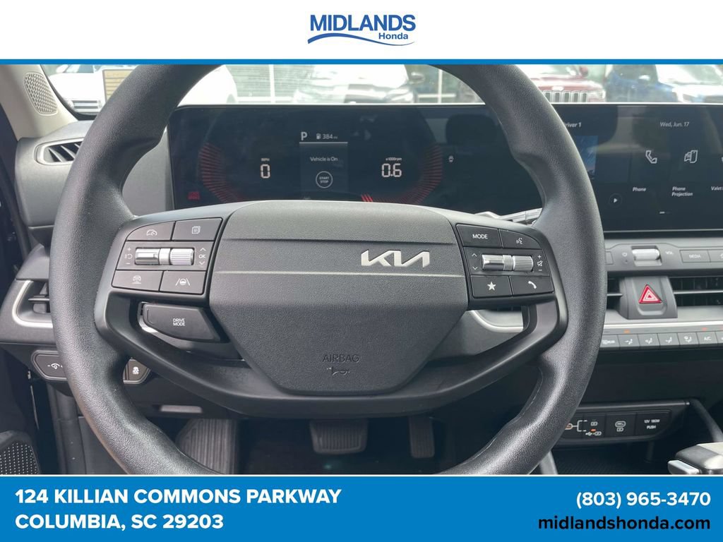 Used 2025 Kia K4 FWD image 30