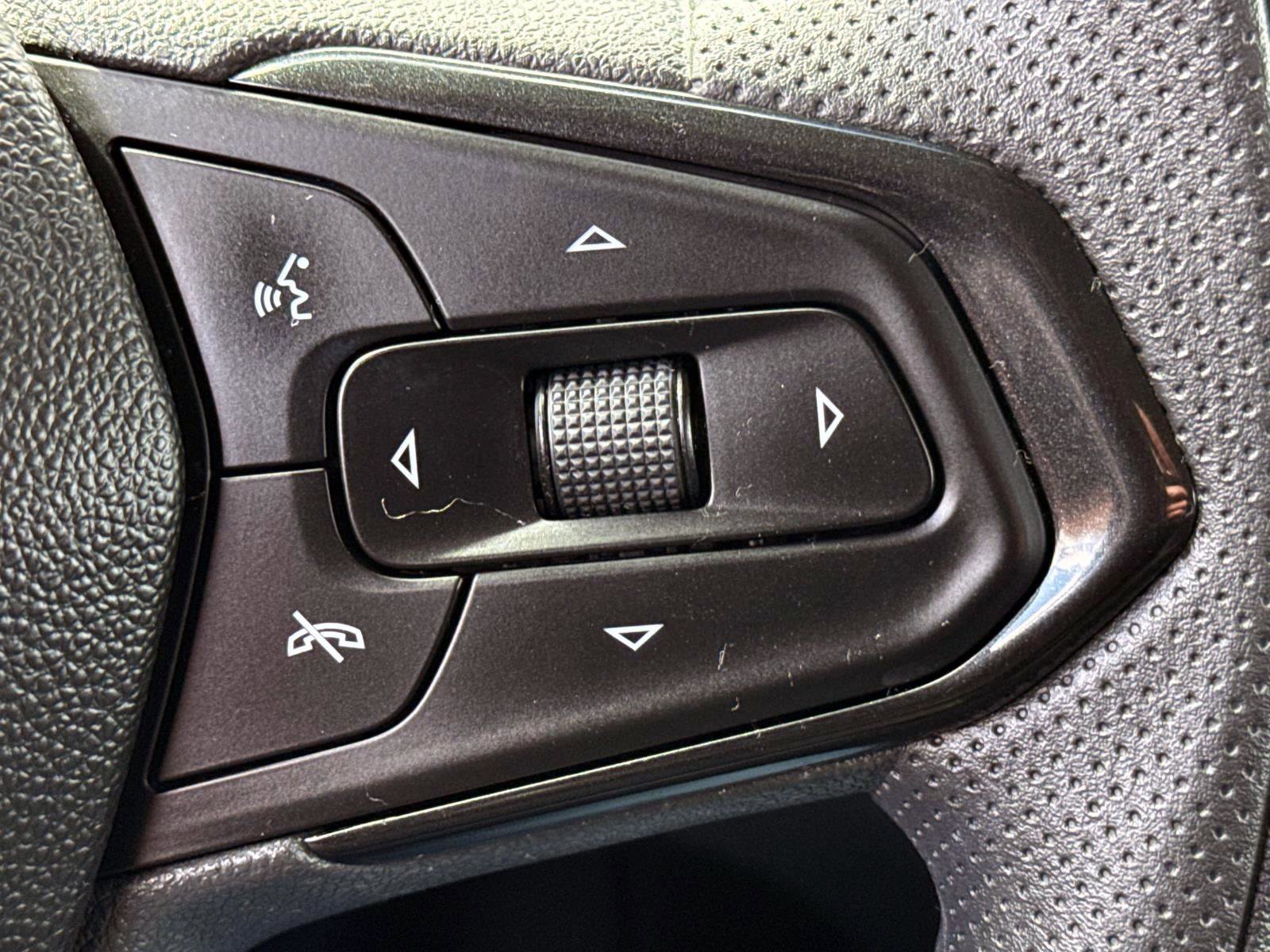 Certified 2023 Chevrolet TrailBlazer LT w/ Convenience Package image 21