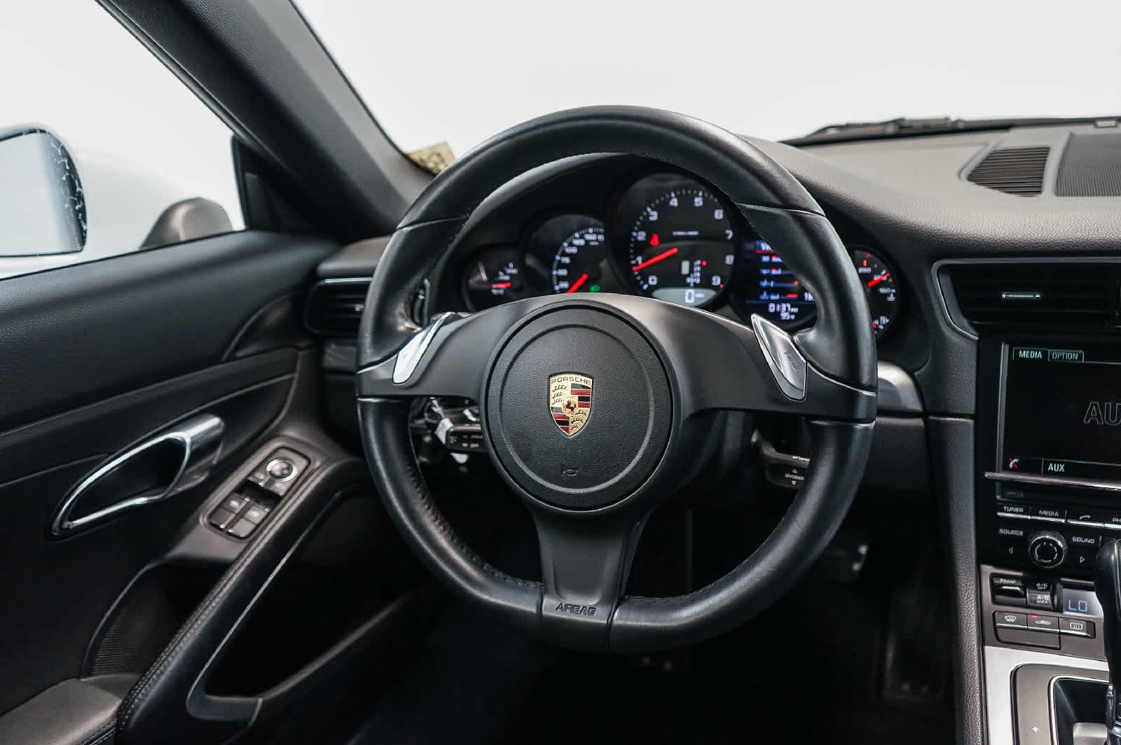 Certified 2016 Porsche 911 Carrera RWD image 19