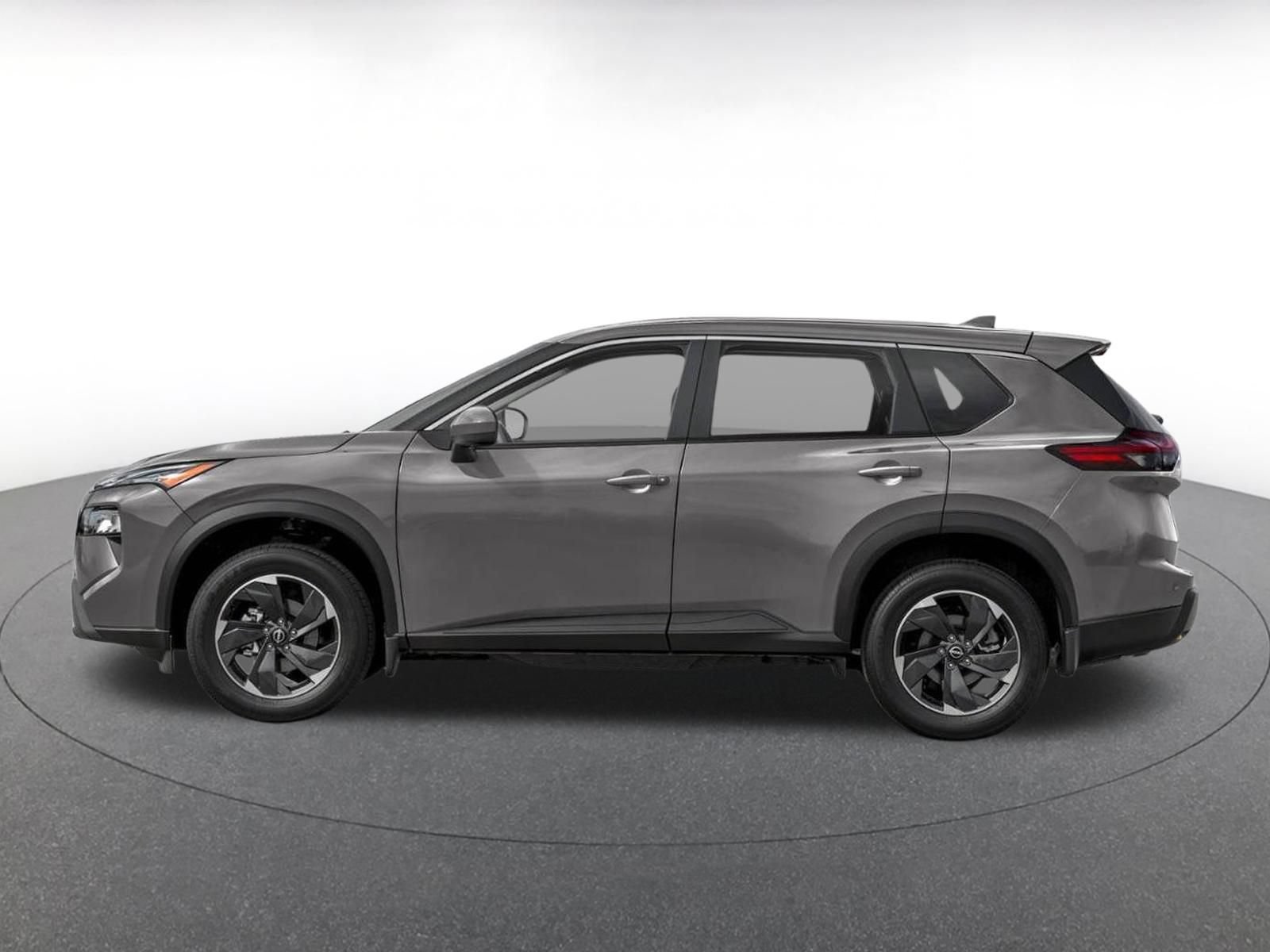 Used 2026 Nissan Rogue SV FWD image 3