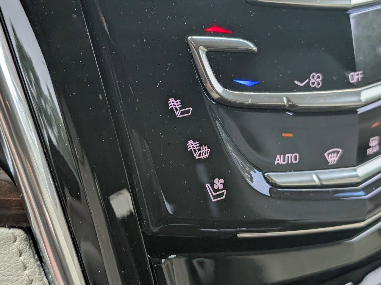 Used 2016 Cadillac Escalade Premium RWD image 20