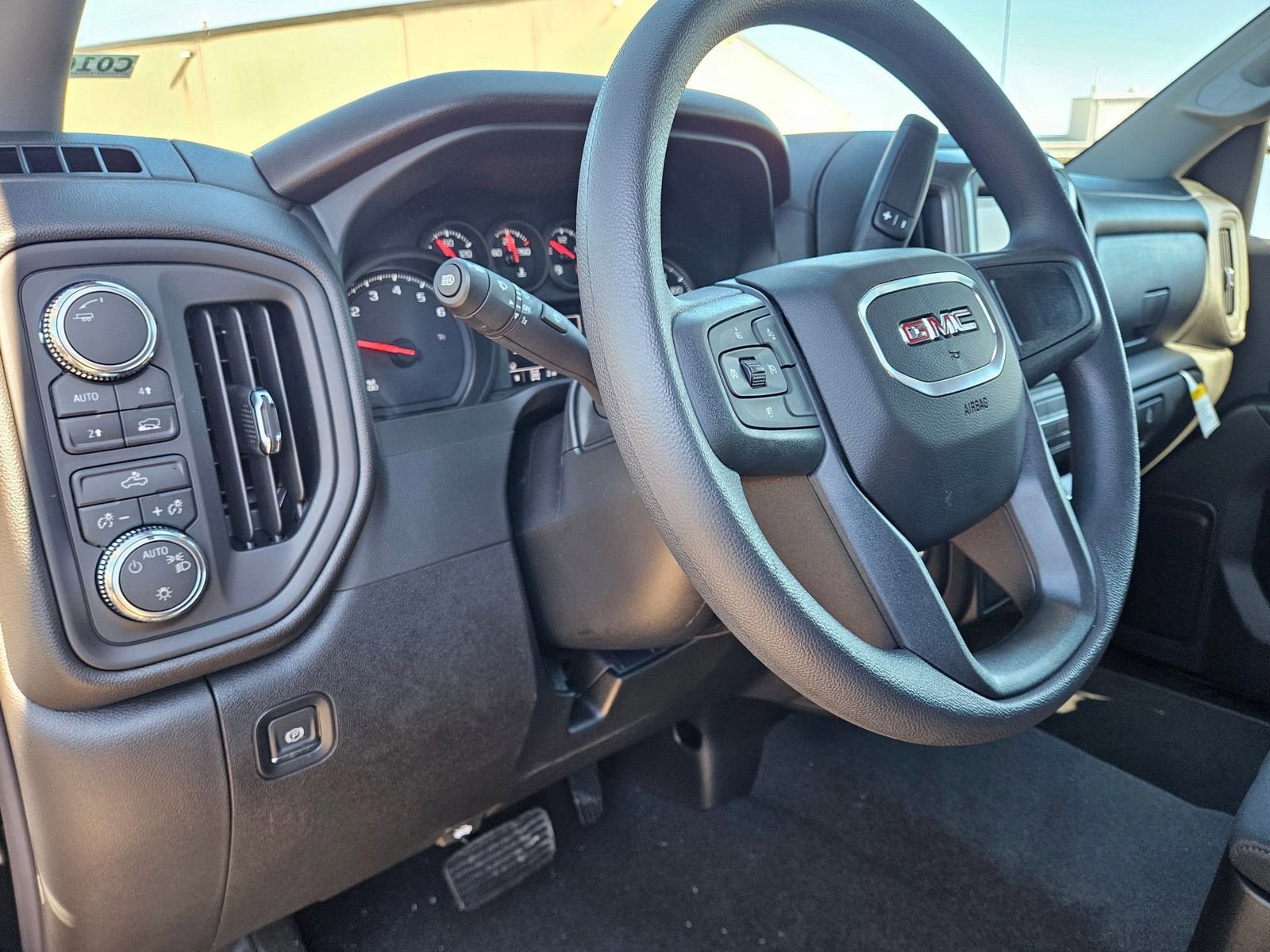 New 2026 GMC Sierra 1500 Pro w/ Graphite Edition AWD/4WD image 10