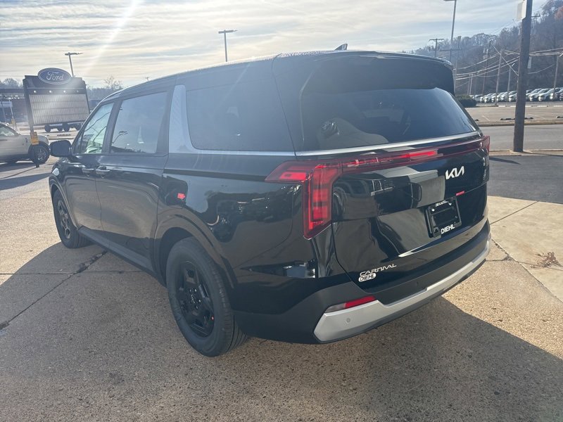 New 2026 Kia Carnival image 5