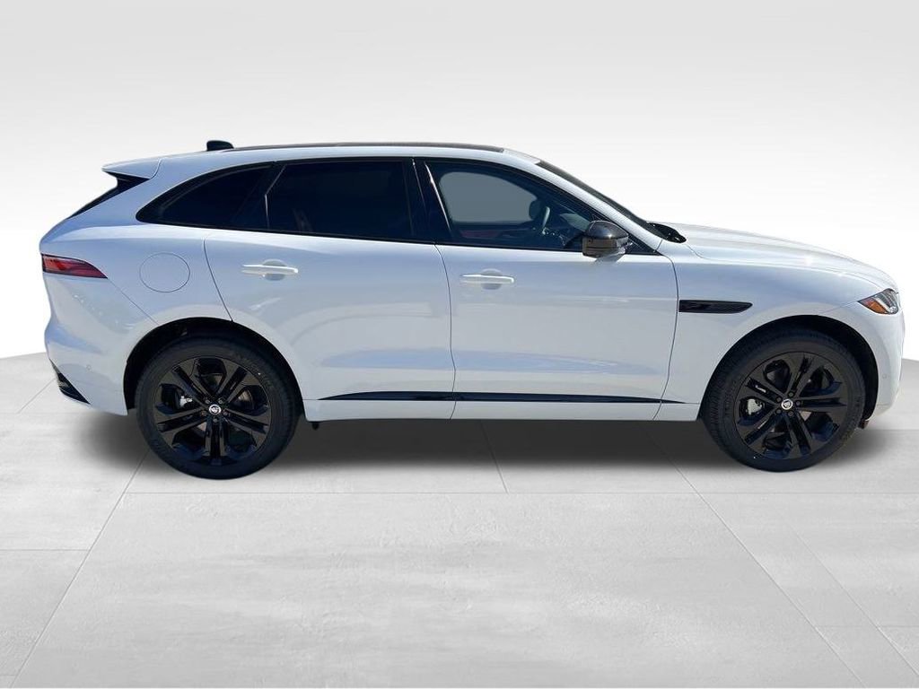 New 2025 Jaguar F-PACE R-Dynamic S image 5