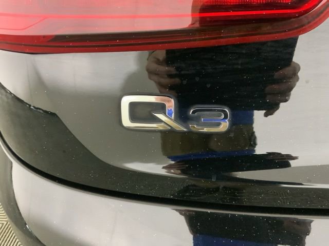 Used 2018 Audi Q3 2.0T Premium image 18