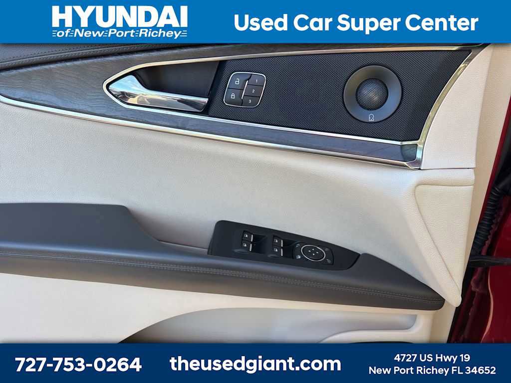 Used 2020 Lincoln Nautilus Reserve w/ Equipment Group 201A image 11