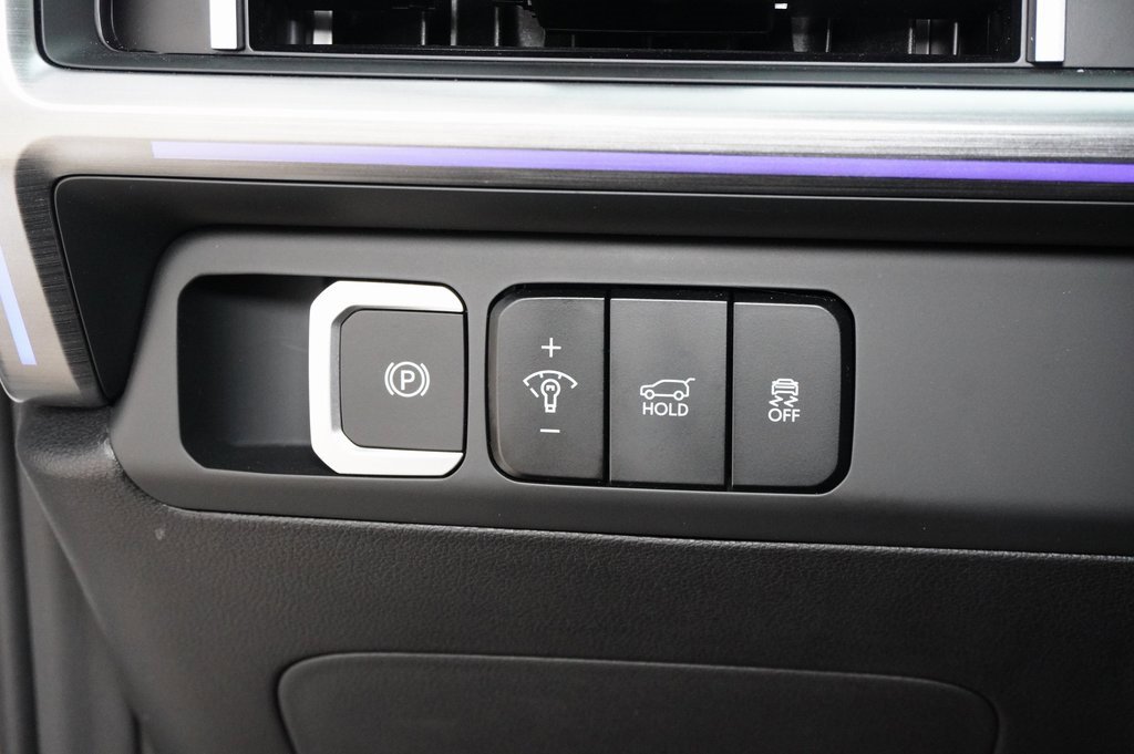 Used 2025 Hyundai Santa Fe Limited image 22