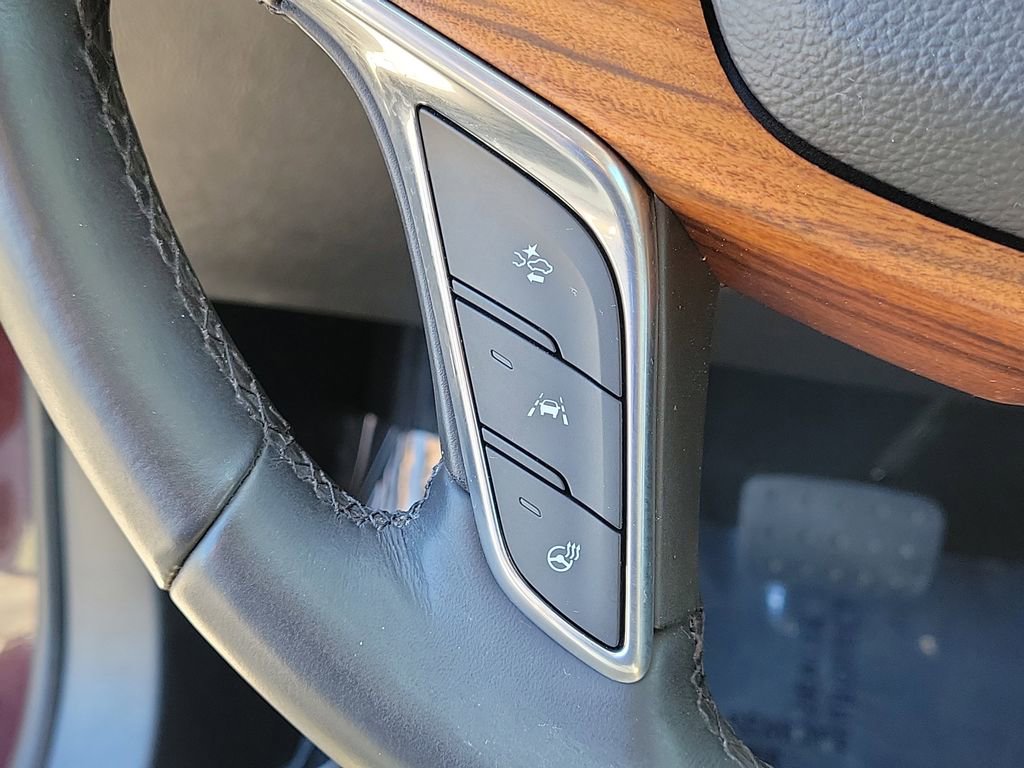 Used 2017 Cadillac XT5 Platinum w/ Driver Assist Package image 34