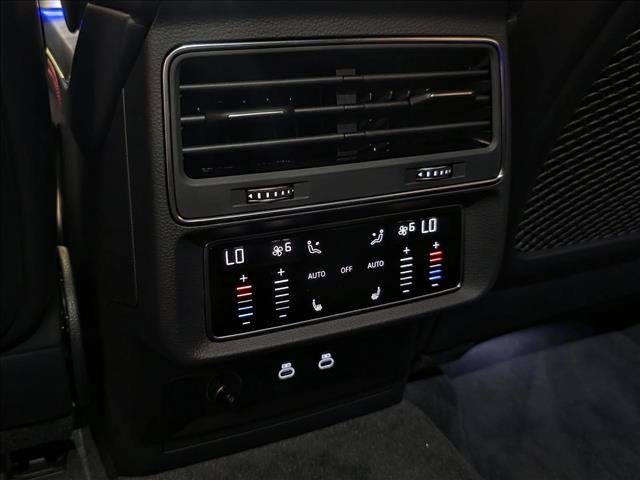 New 2026 Audi SQ8 Prestige image 17