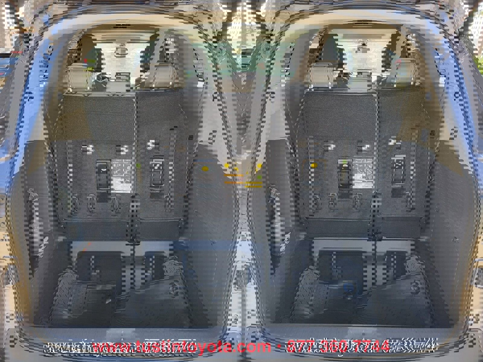 Certified 2023 Toyota Sienna XLE w/ XLE Plus Package FWD image 14