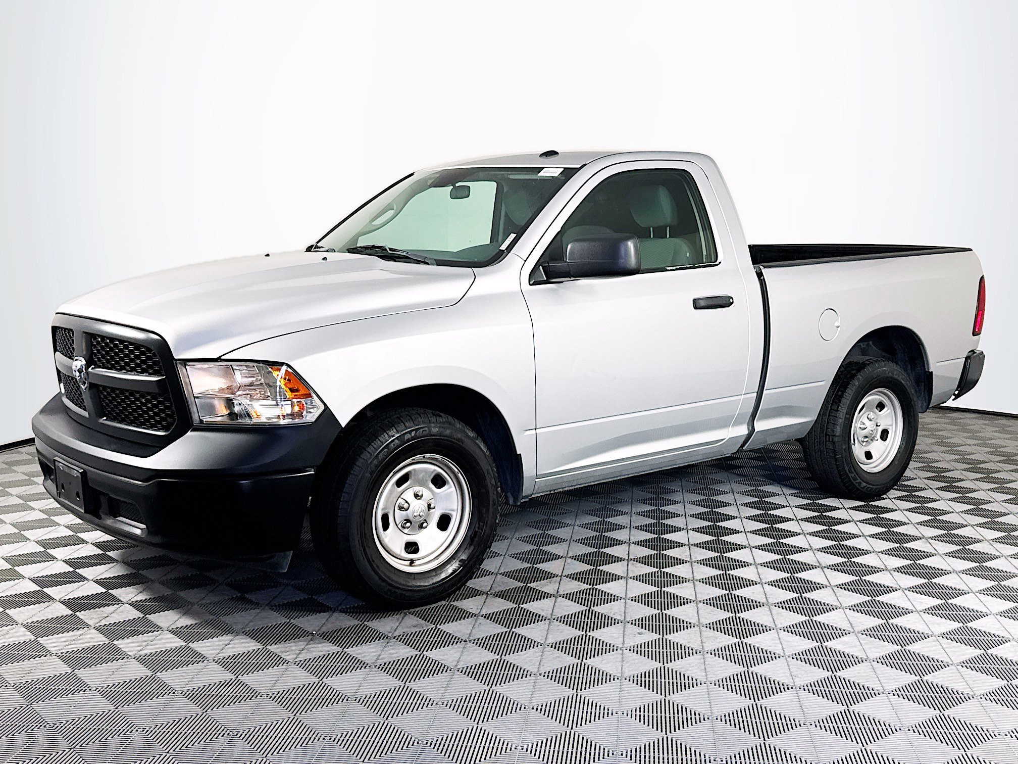 Used 2019 RAM 1500 Tradesman w/ Popular Equipment Group image 4