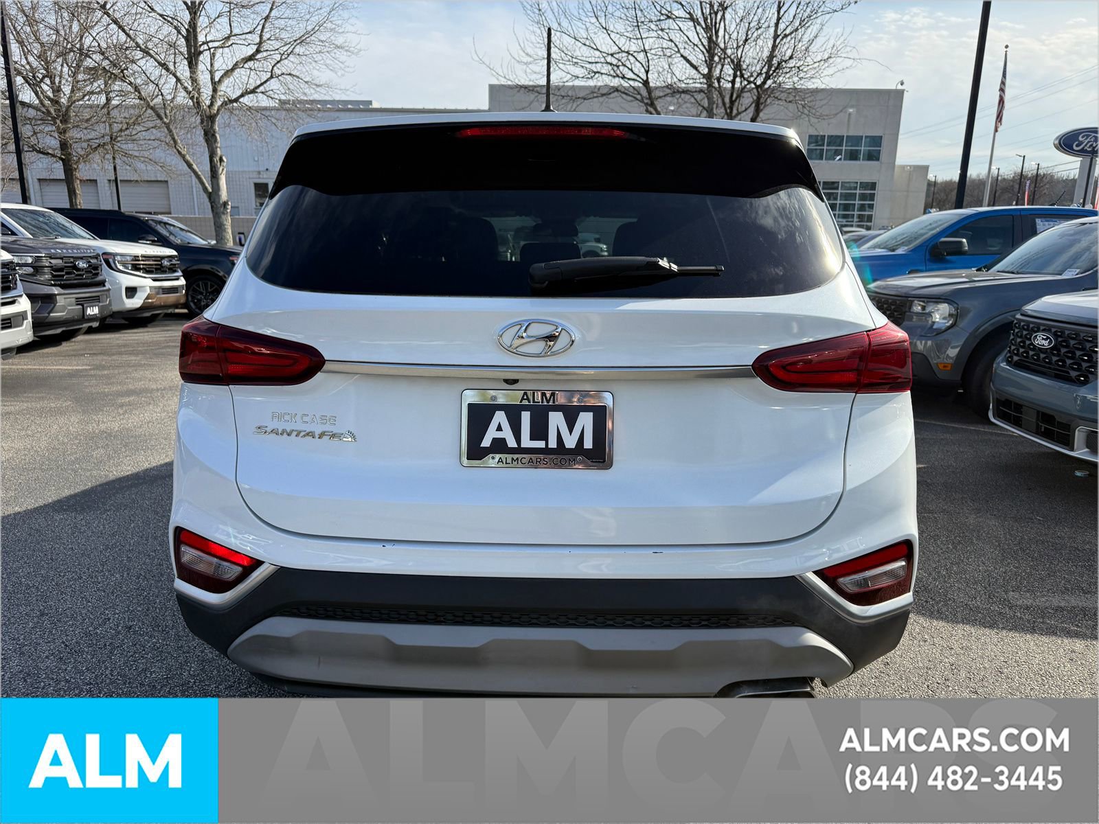 Used 2019 Hyundai Santa Fe SE image 6