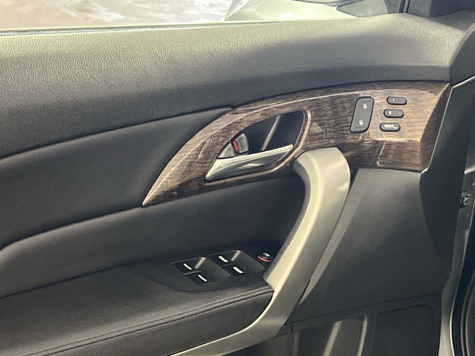 Used 2012 Acura MDX AWD/4WD image 15