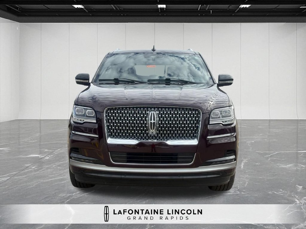 Certified 2023 Lincoln Navigator Reserve AWD/4WD image 8