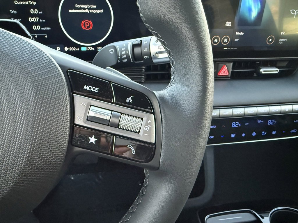 Certified 2025 Hyundai Ioniq 5 SEL image 24