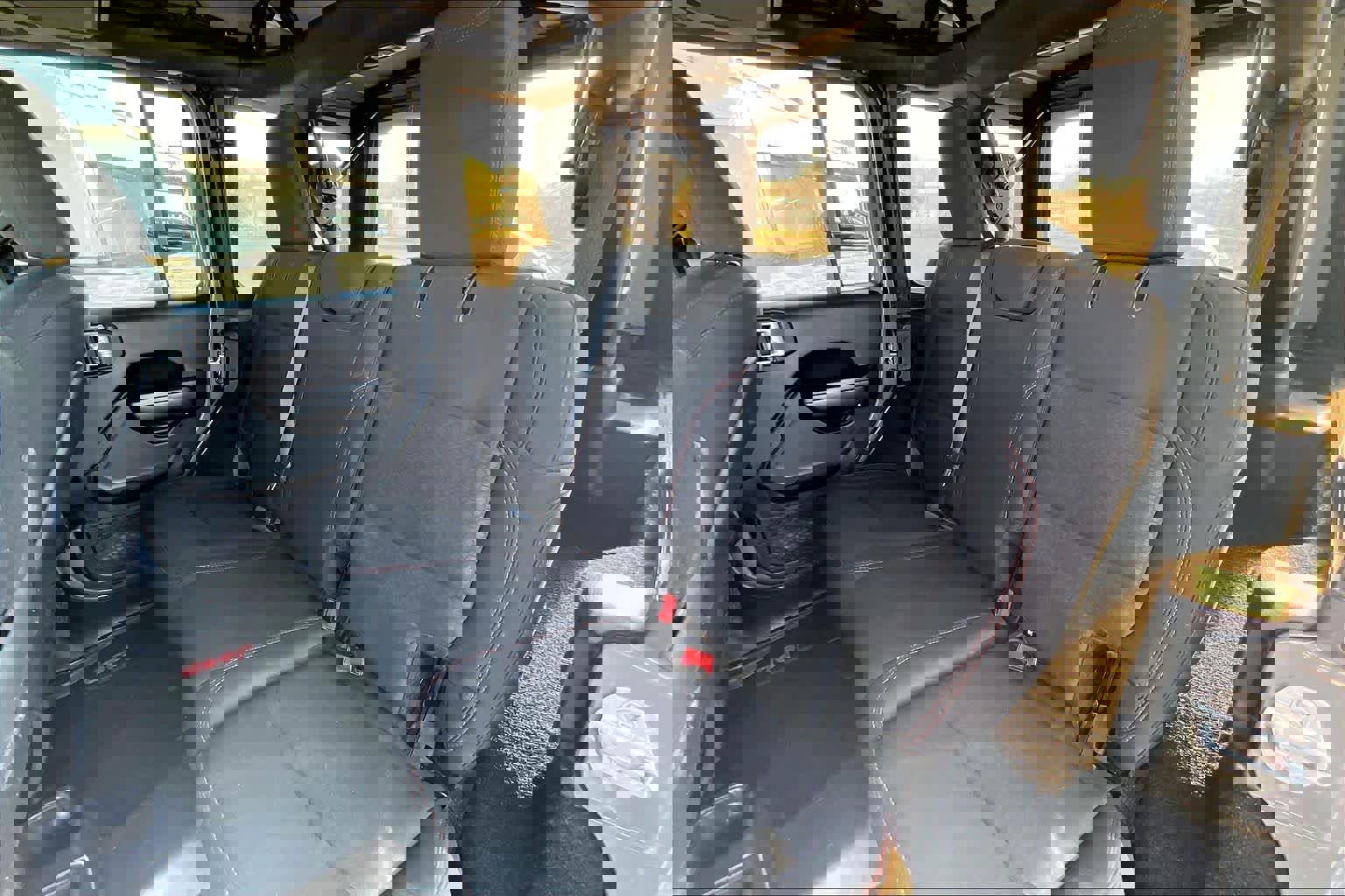 Used 2019 Jeep Wrangler Unlimited Rubicon image 30