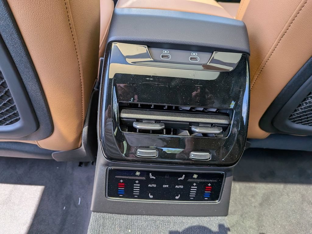 New 2026 Audi A6 Premium Plus AWD/4WD image 18