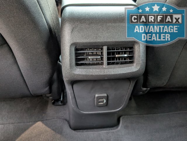 Used 2019 Chevrolet Equinox LT FWD image 20