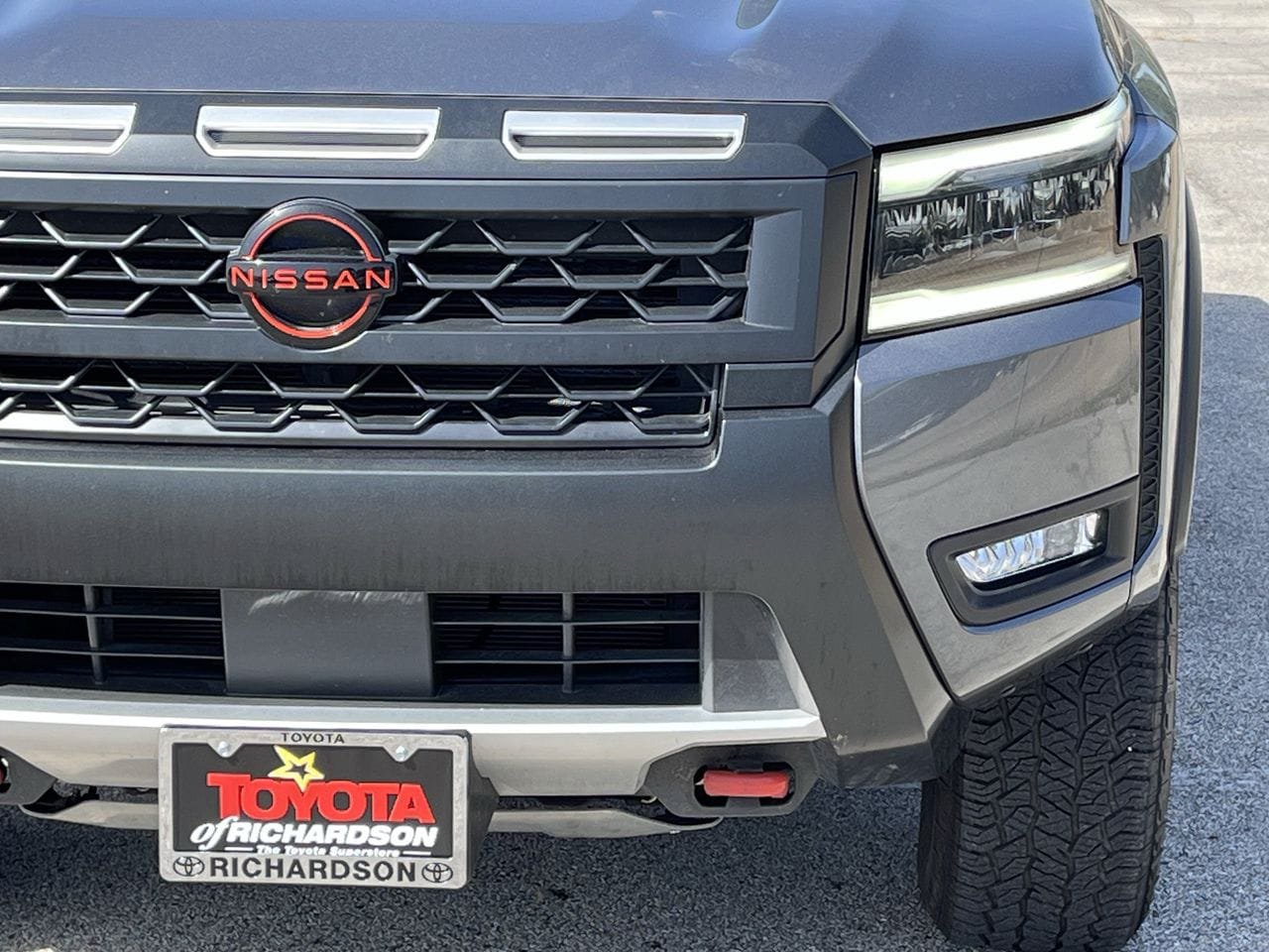 Used 2026 Nissan Frontier PRO-4X AWD/4WD image 8