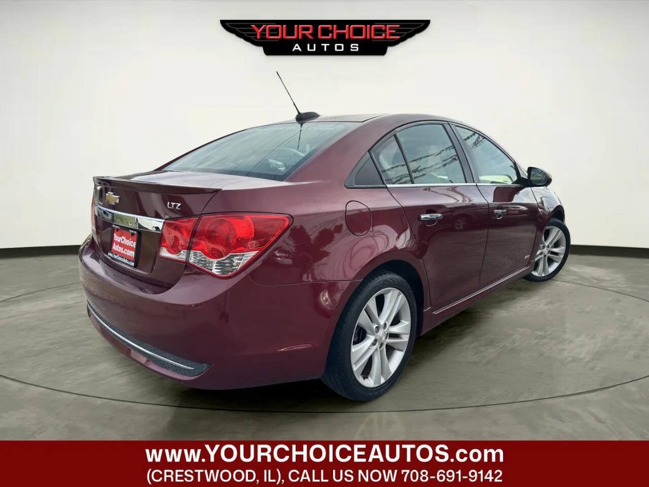 Used 2015 Chevrolet Cruze LTZ w/ Sun, Sound and Sport Package FWD image 5
