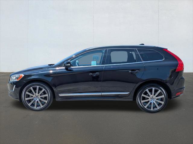 Used 2015 Volvo XC60 T6 FWD image 2