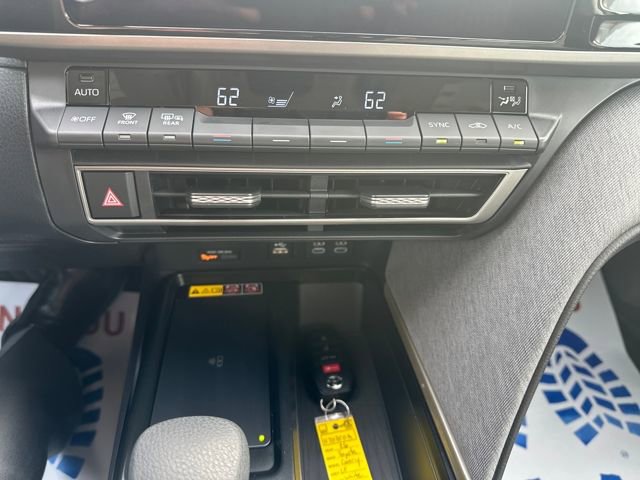 Used 2026 Toyota Camry LE image 19